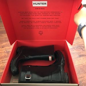 Short women’s Hunter rain boots